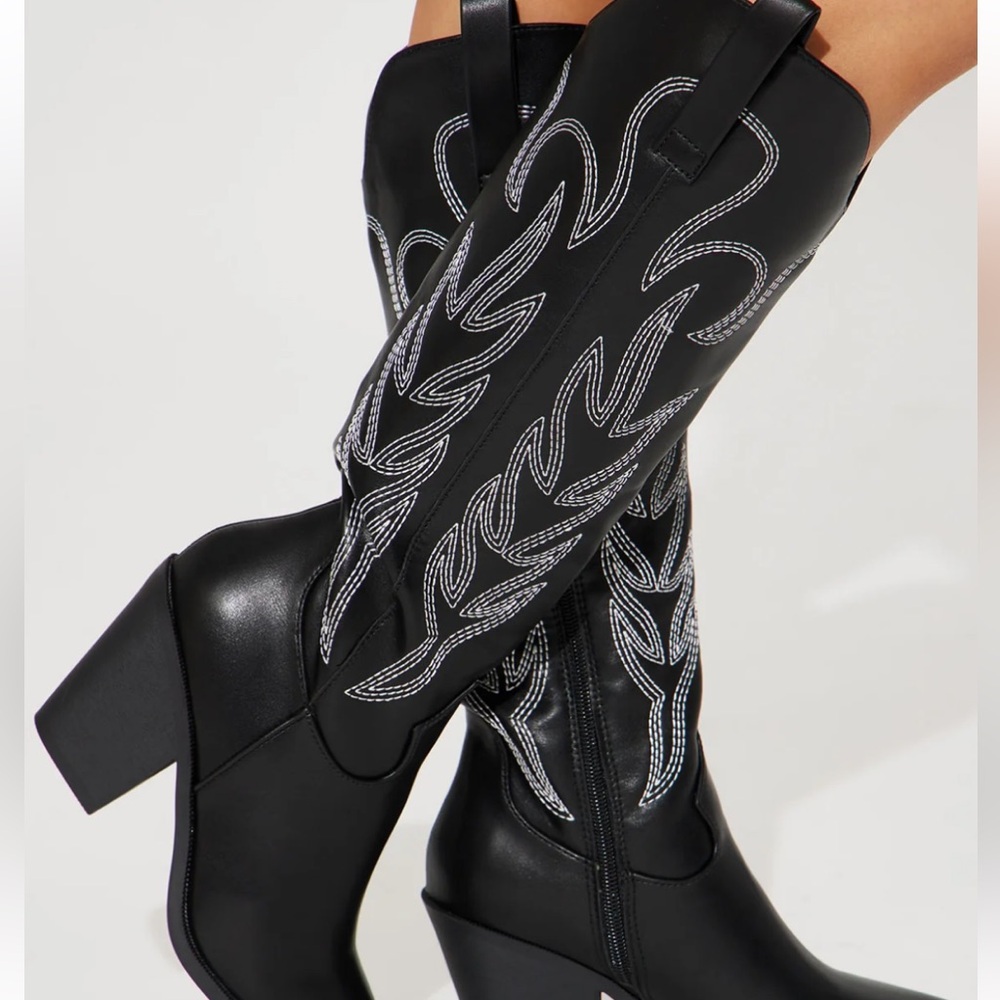 Countryside cutie cowboy boots